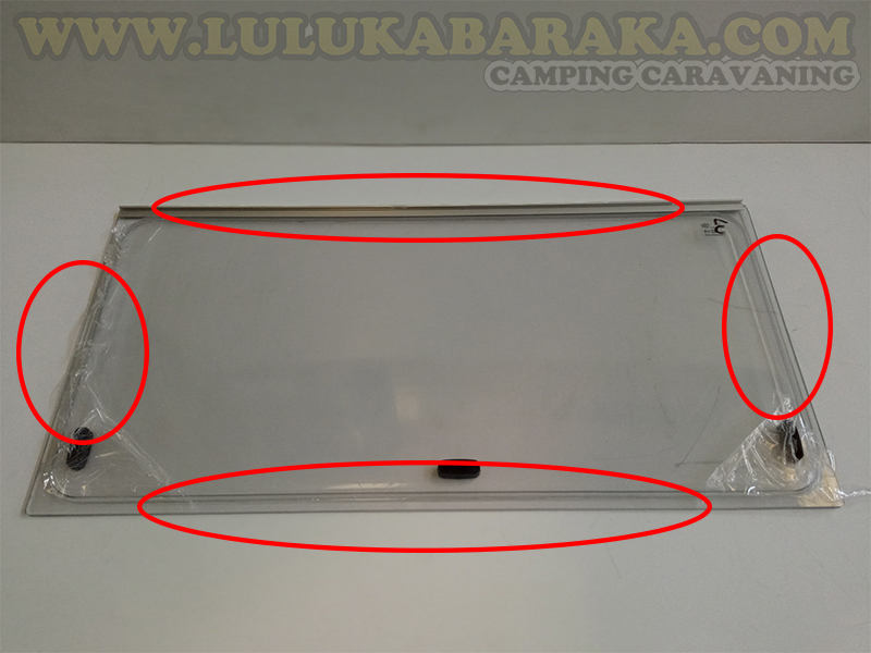 Cristal compatible Ventana Dometic 900x500 (RASTRO)